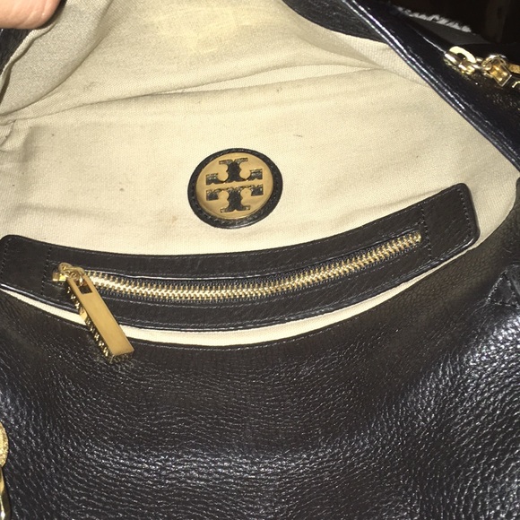 Tory Burch Chain Wallet Purse. Doubles as a clutch - Picture 3 of 4